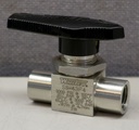SS-43F4 BALL VALVE
